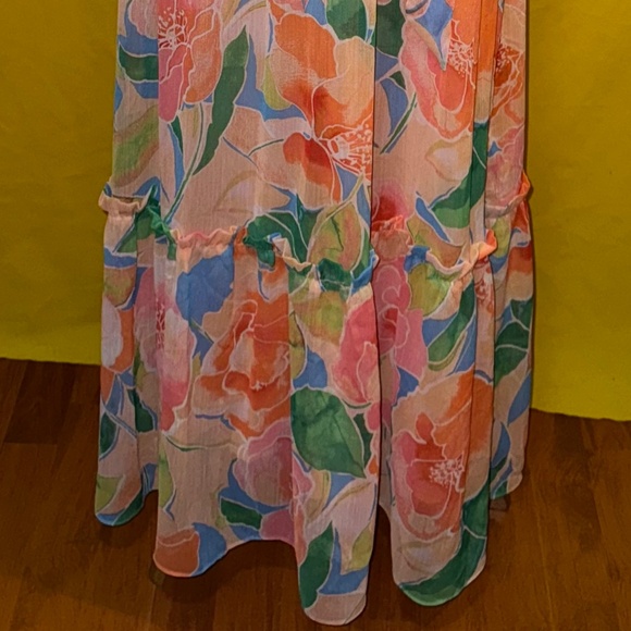 Maggie London Tiered Apron Dress - Picture 3 of 9